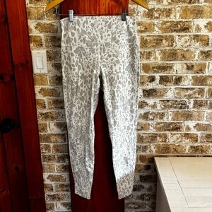 Lululemon Align High-Rise Pant 28" - size 8